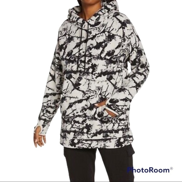 Zella Tops - Zella cozy up fleece size Medium